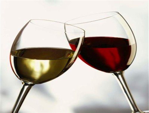 金宾礼红葡萄酒